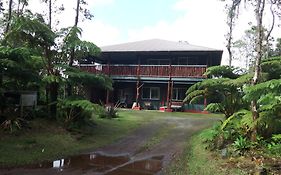 Aloha Crater Lodge