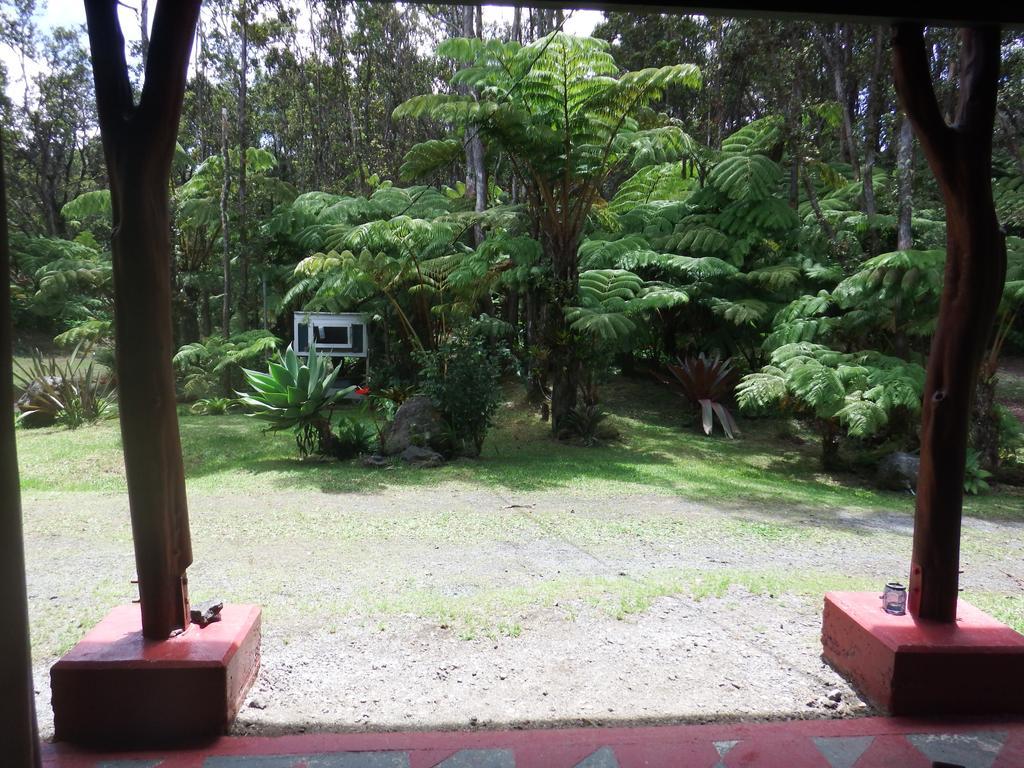 Aloha Crater Lodge Volcano Exterior foto